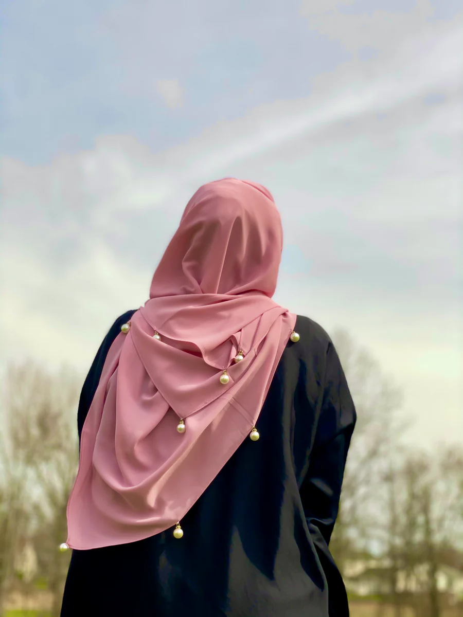 Big Moti Latkan Hijab | Malaysian Diamond Georgette | 170 cm x 70 cm | Elegant Party & Daily Wear Hijab