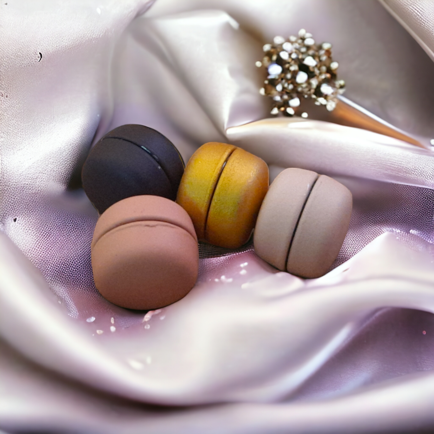 MOMIN BAZAAR ROUND MATTE MAGNET HIJAB PIN FOR HIJAB