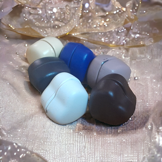MOMIN BAZAAR HEART MATTE MAGNET HIJAB PIN FOR HIJAB
