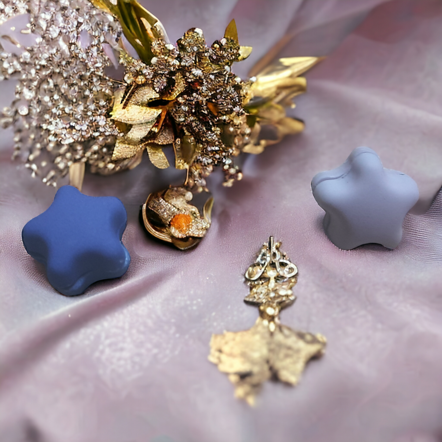 MOMIN BAZAAR STAR MATTE MAGNET HIJAB PIN FOR HIJAB