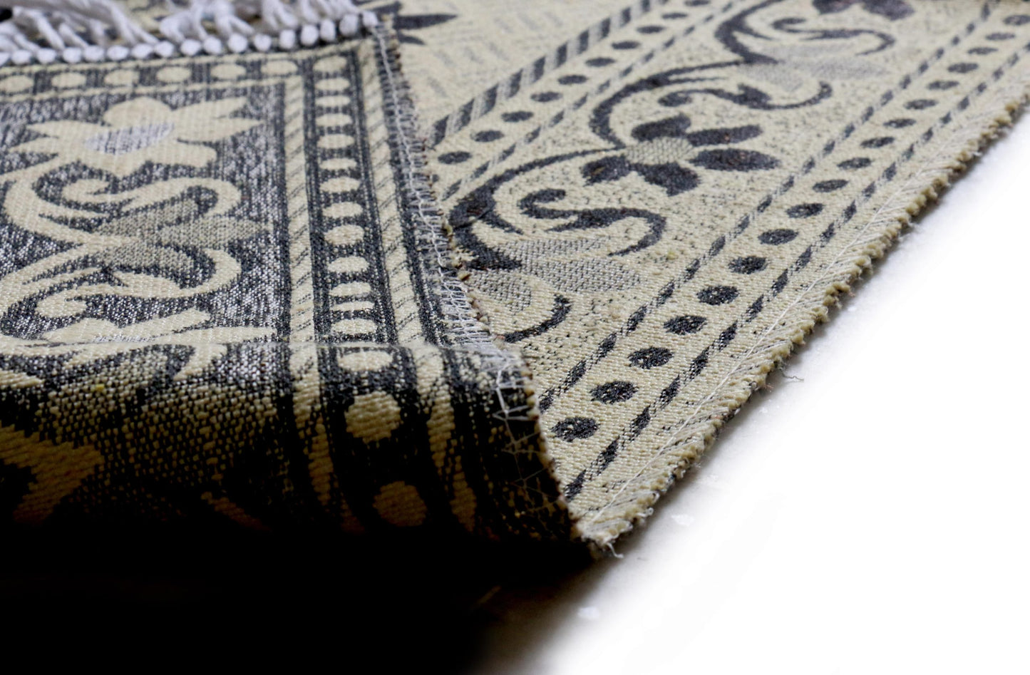 Janamaz Momin Bazaar High Quality Islamic Muslim Janamaz Musallah Prayer Mat Rug SPECIAL BLACK FLOWER