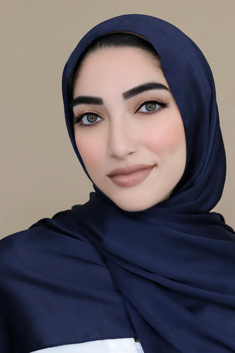 MUNA SATIN HIJAB
