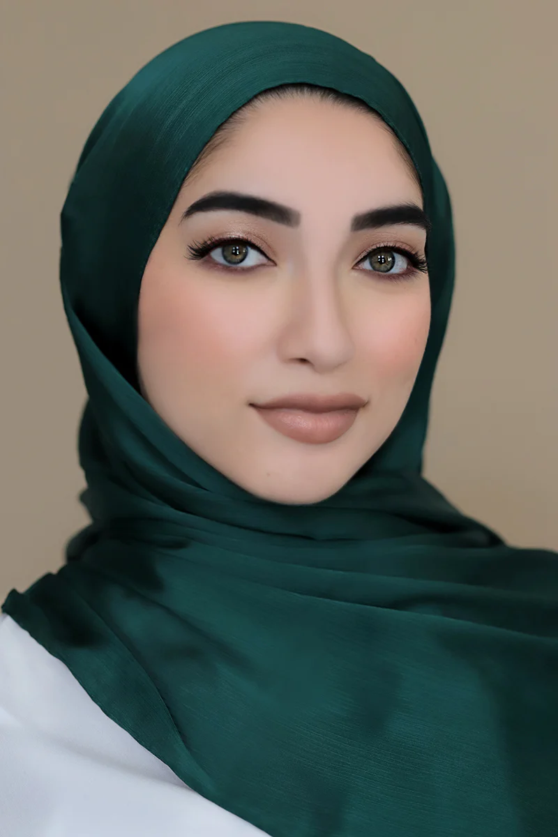 MUNA SATIN HIJAB