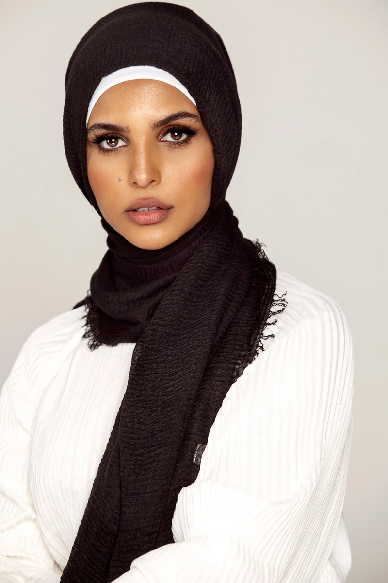 CRINKLE COTTON HIJAB FOR WOMEN 70 CM BY 180 CM