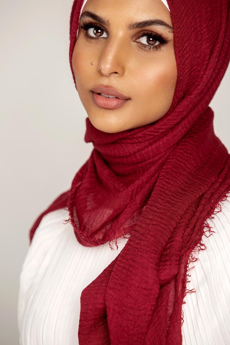 CRINKLE COTTON HIJAB FOR WOMEN 70 CM BY 180 CM