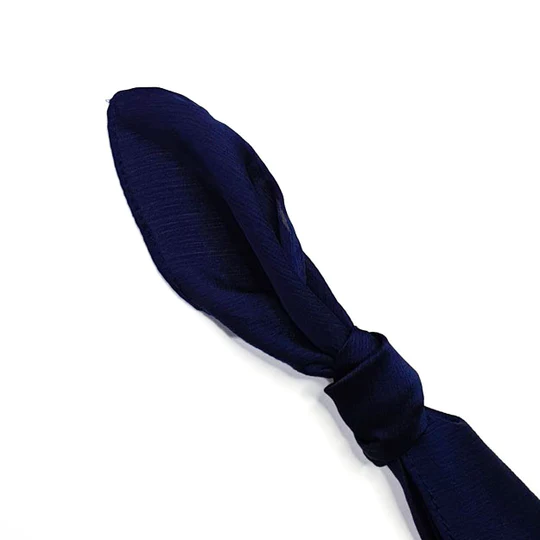MUNA SATIN HIJAB