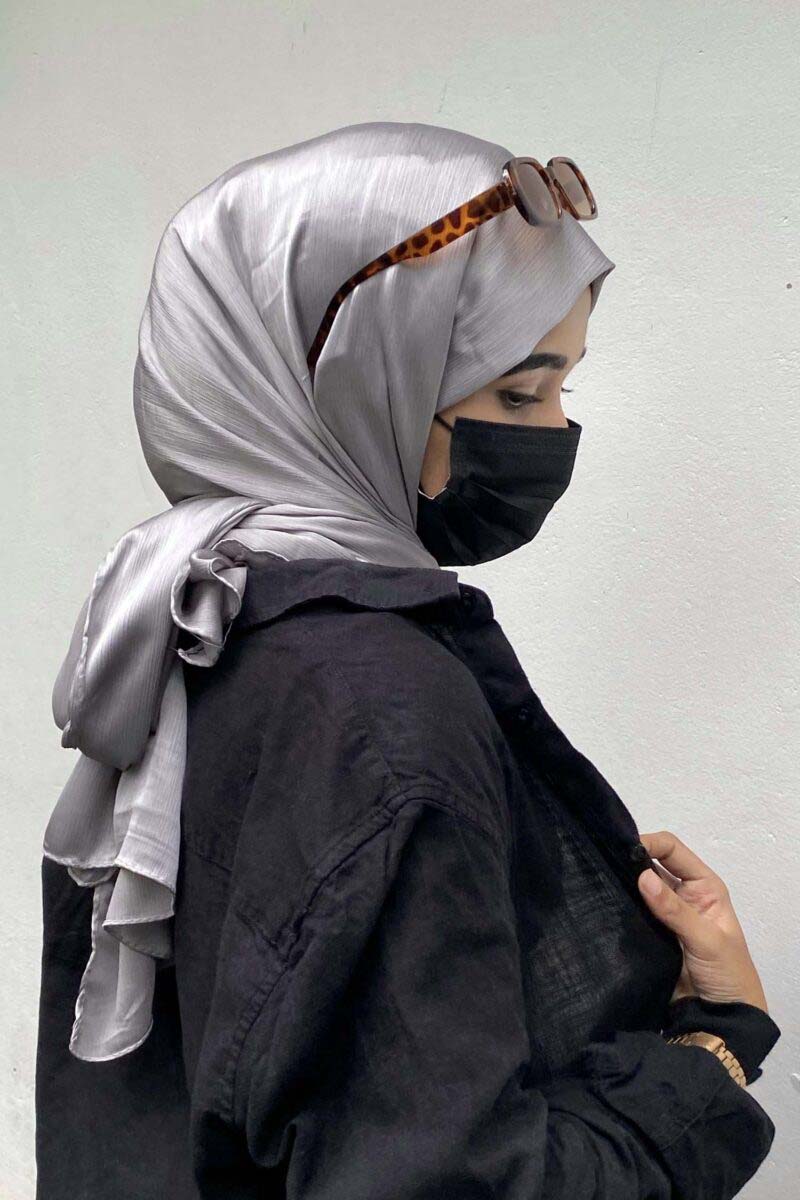 MUNA SATIN HIJAB
