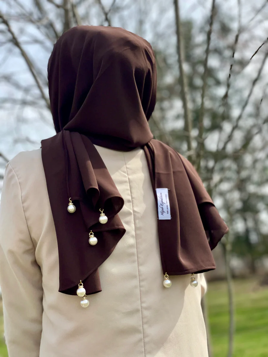 Big Moti Latkan Hijab | Malaysian Diamond Georgette | 170 cm x 70 cm | Elegant Party & Daily Wear Hijab