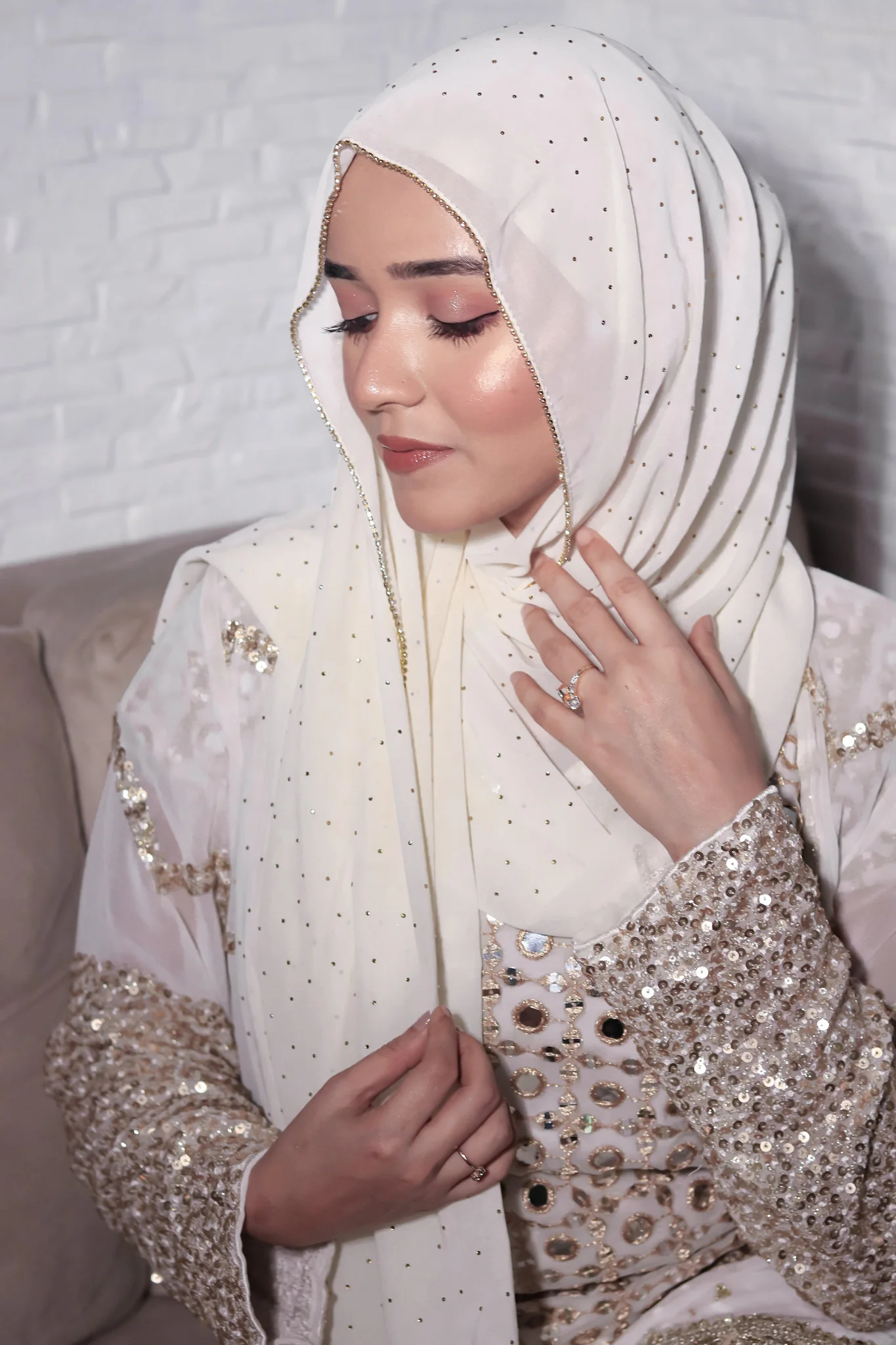 LACE DIAMOND HIJAB FOR WOMEN